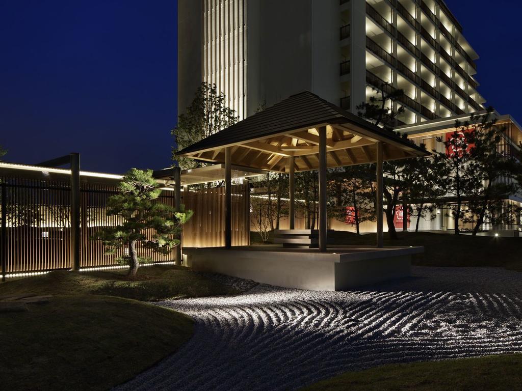 Отель Kobe Minato Onsen Ren (Adults Only) Экстерьер фото